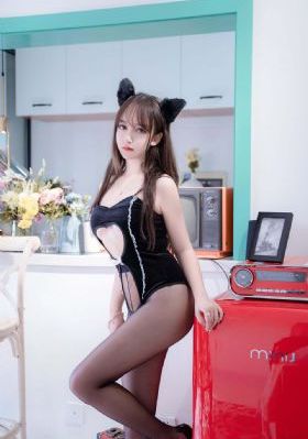 加勒比黑人久久88综合网_高清在线视频观看