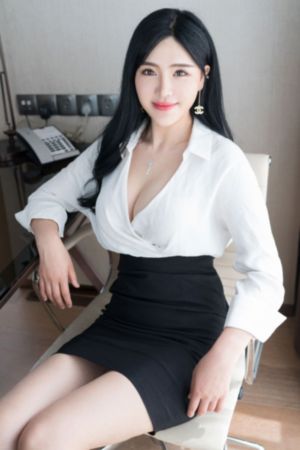 女同学脱了内裤趴开腿给人玩_国产在线观看